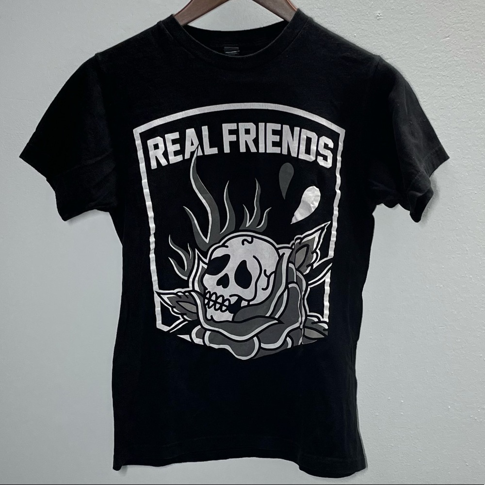 Real Friends t-shirt - Picture 2 of 5